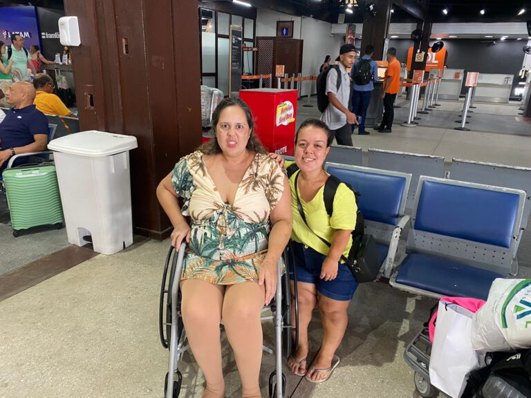 Taxi-Aéreo Executivo Caroline de Souza Carlos